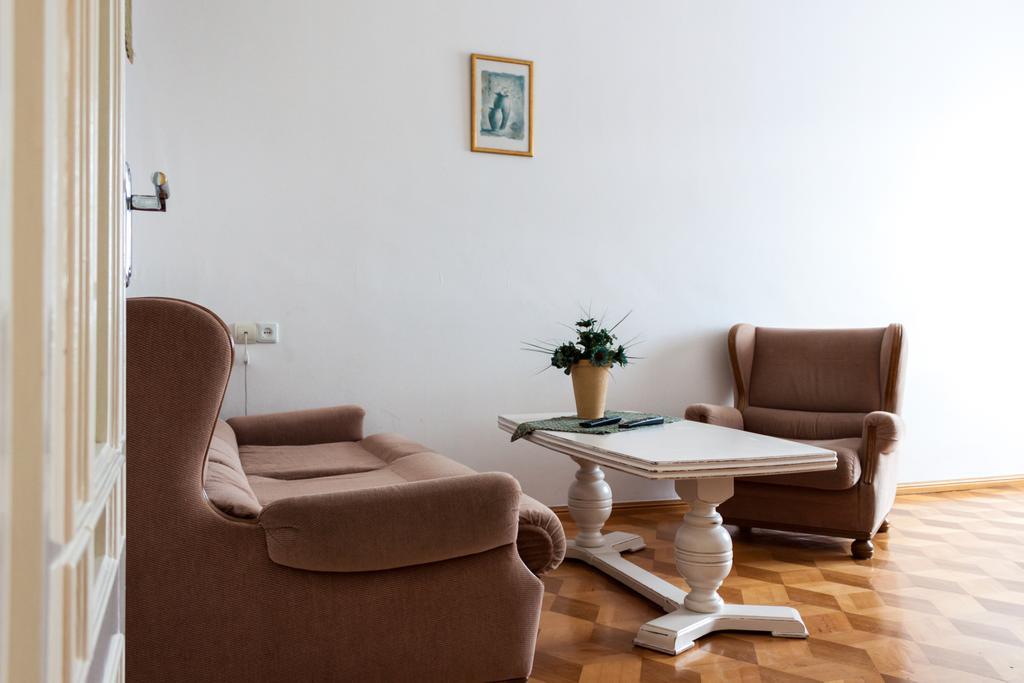 Apartment Janashia Тбілісі Екстер'єр фото