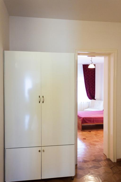 Apartment Janashia Тбілісі Екстер'єр фото